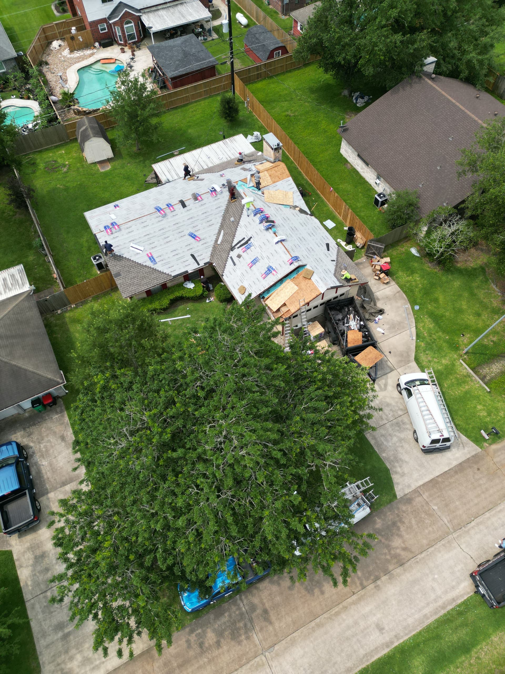 Gallery photos for Expert Residential Roof Replacement in Baytown TX: Image #3