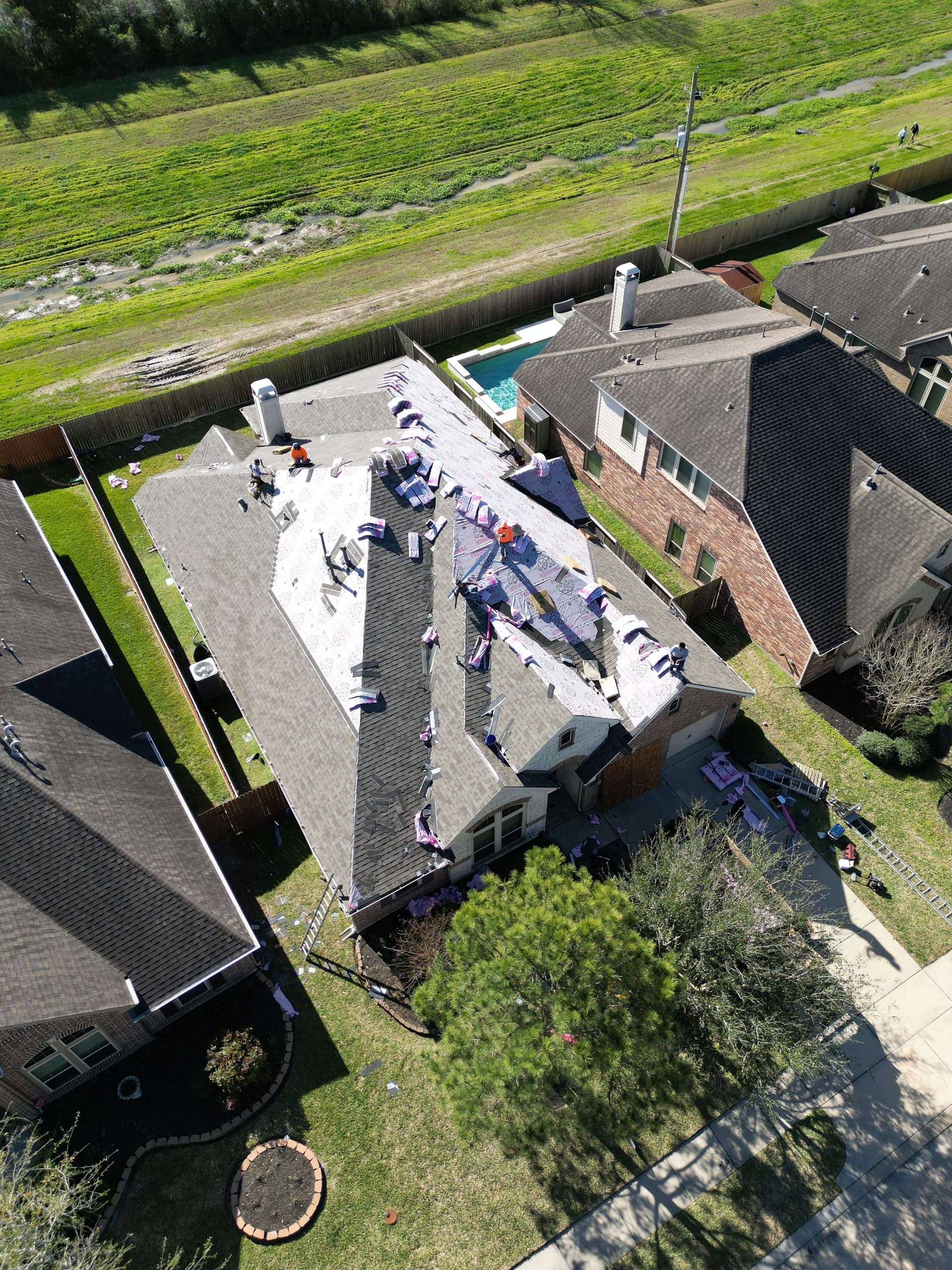 Expert Asphalt Shingle Roofing in League City TX
